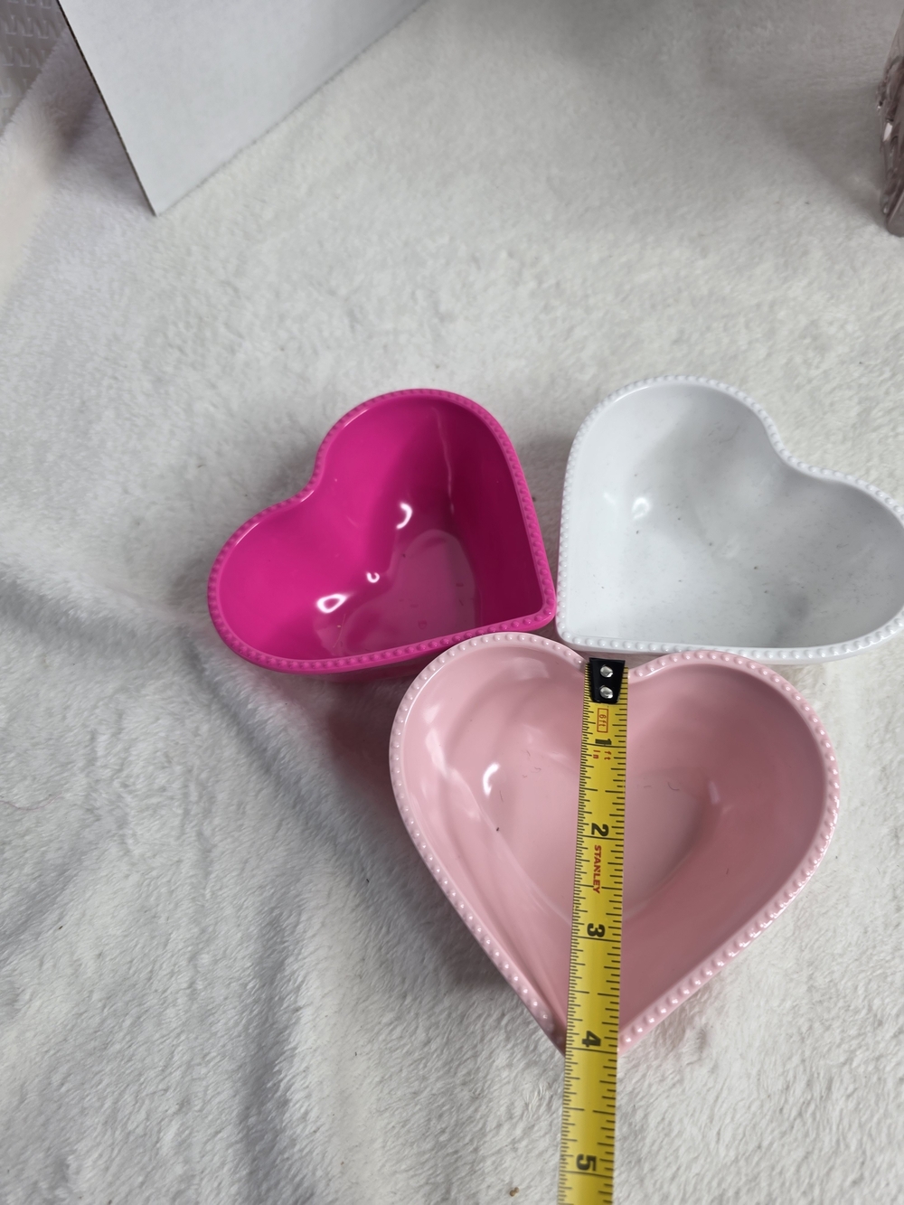 Set of 3 Heart-Shaped Trinket Dishes - Pink, Hot Pink, White